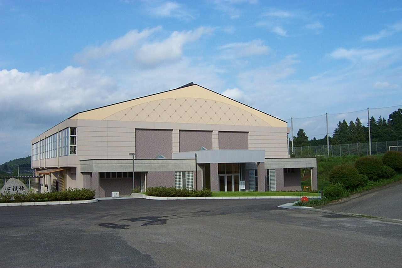 稲田中学校屋内運動場